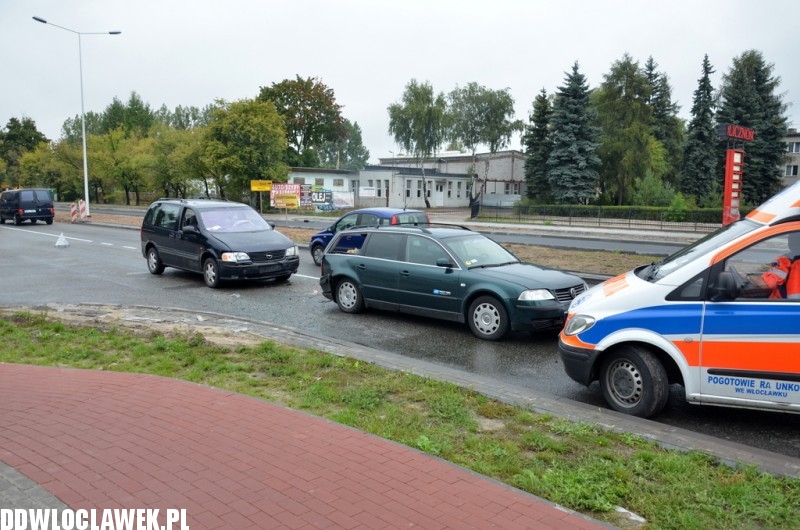 Zderzenie kilku pojazdów na ulicy Toruńskiej