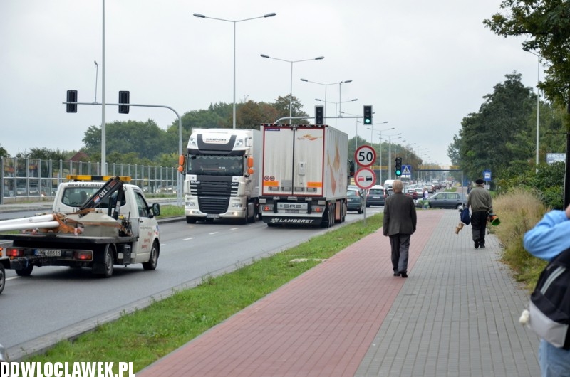Zderzenie kilku pojazdów na ulicy Toruńskiej