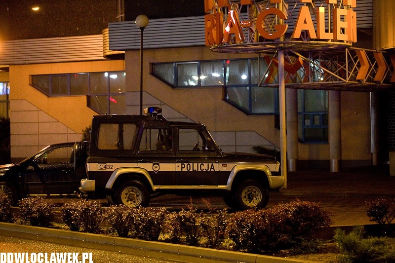 Alarm bombowy w restauracji McDonalds