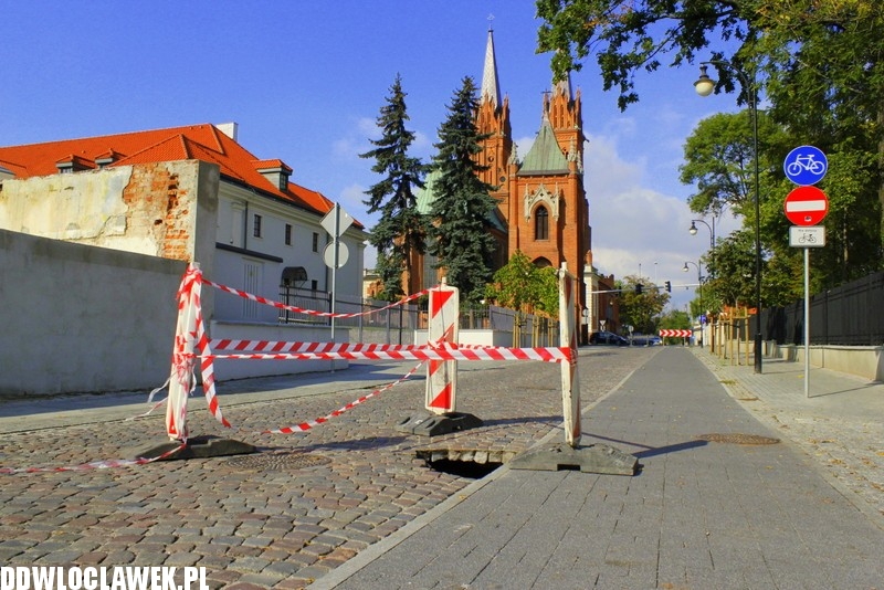Wyrwa na ul. Tumskiej