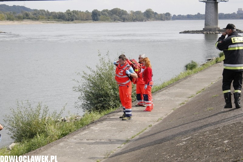 Desperat skoczył z mostu do Wisły