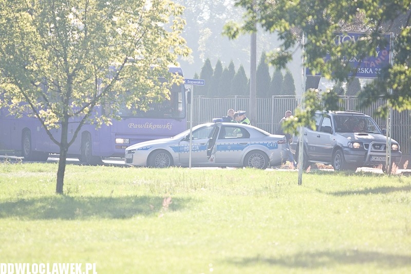 Przyniósł granat do baru przy Okrężnej