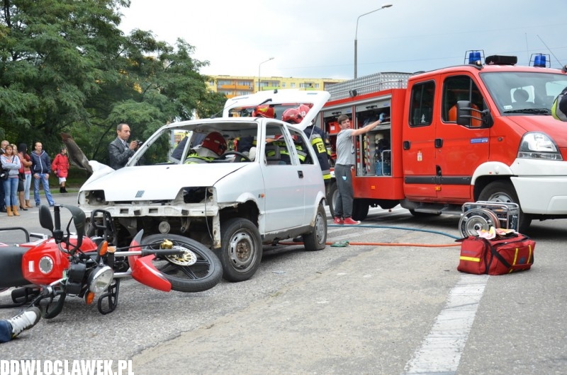 Wypadek na rondzie Falbanka - symulacja