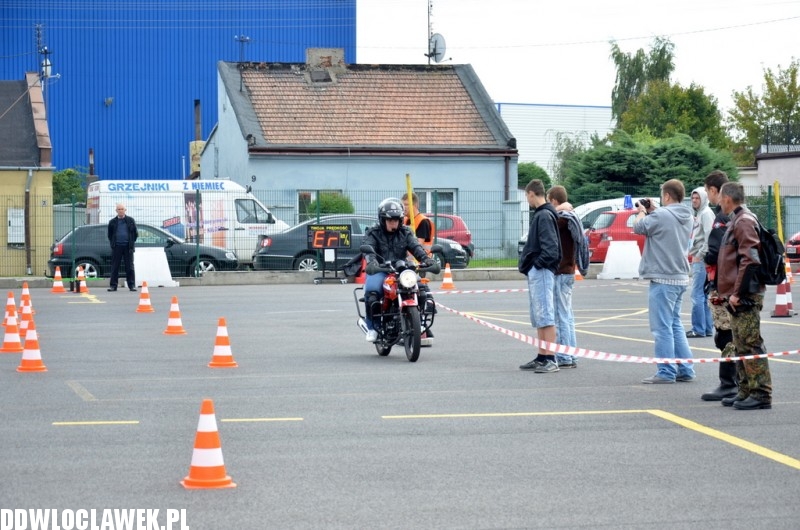 Wypadek na rondzie Falbanka - symulacja