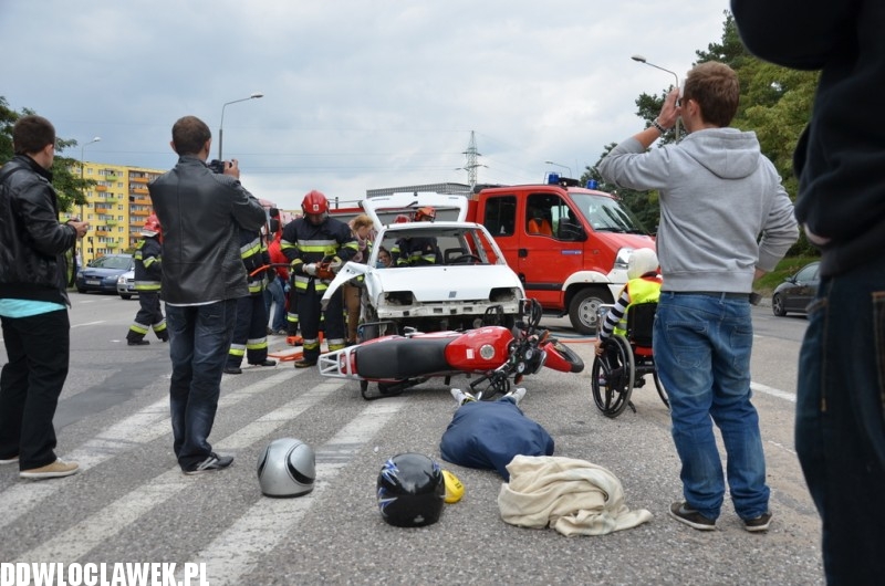 Wypadek na rondzie Falbanka - symulacja