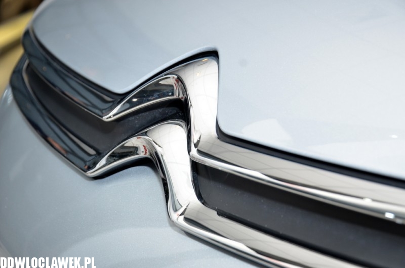 Przekazanie Citroena C4 Dusanowi Katniciowi