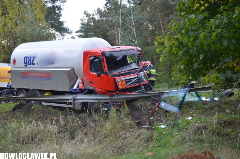 Zderzenie dwóch tirów pod Włocławkiem