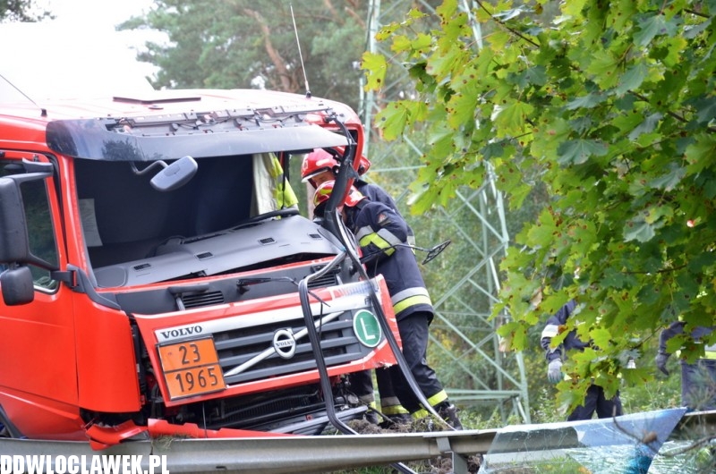 Zderzenie dwóch tirów pod Włocławkiem