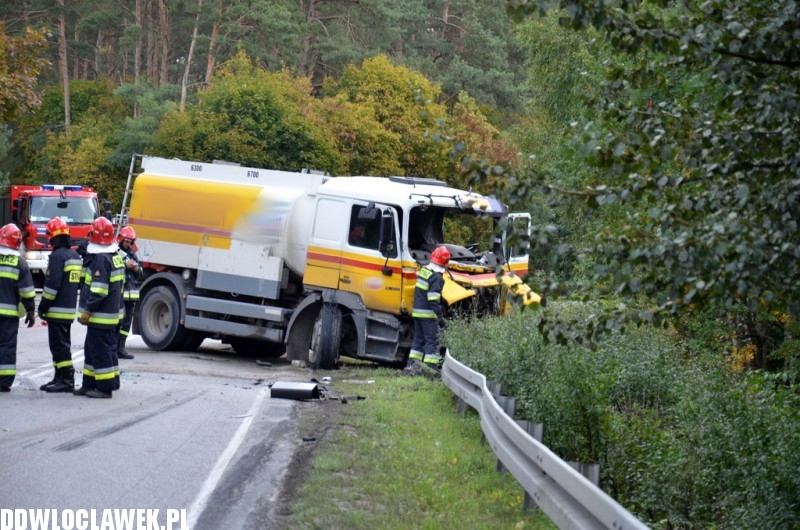 Zderzenie dwóch tirów pod Włocławkiem