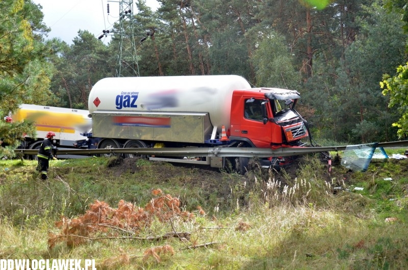 Zderzenie dwóch tirów pod Włocławkiem