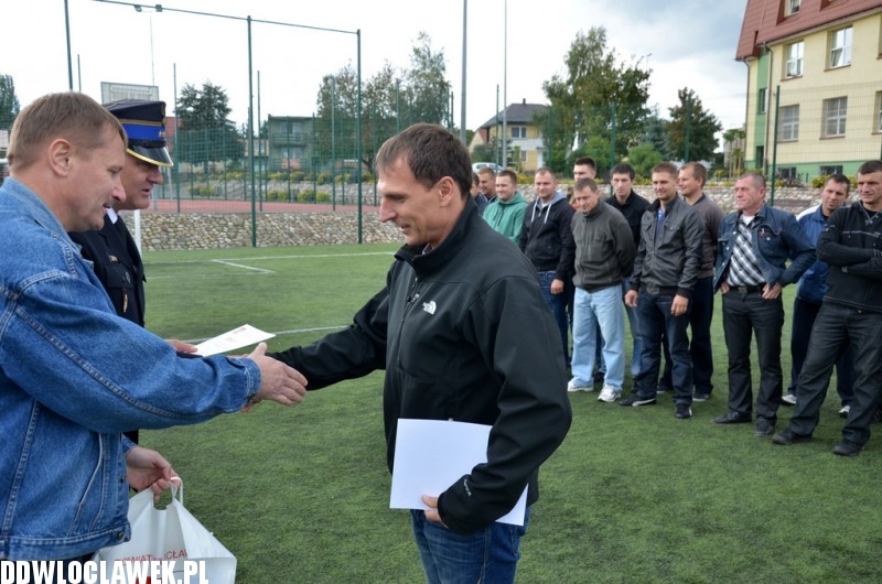 Turniej piłkarski z udziałem włocławksich strażaków