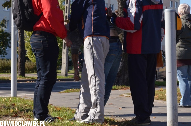 Zuchwały złodziej złapany przez przechodniów