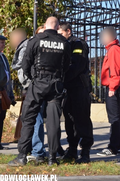 Zuchwały złodziej złapany przez przechodniów