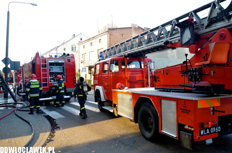 Pożar w kamienicy przy ul. Chmielnej