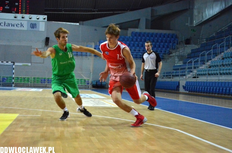 Koszykarskie derby: AKM - TKM II Włocławek