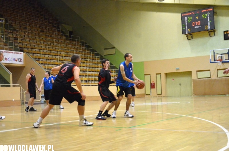 II kloejka WLKA: Feniks - Basket Rypin