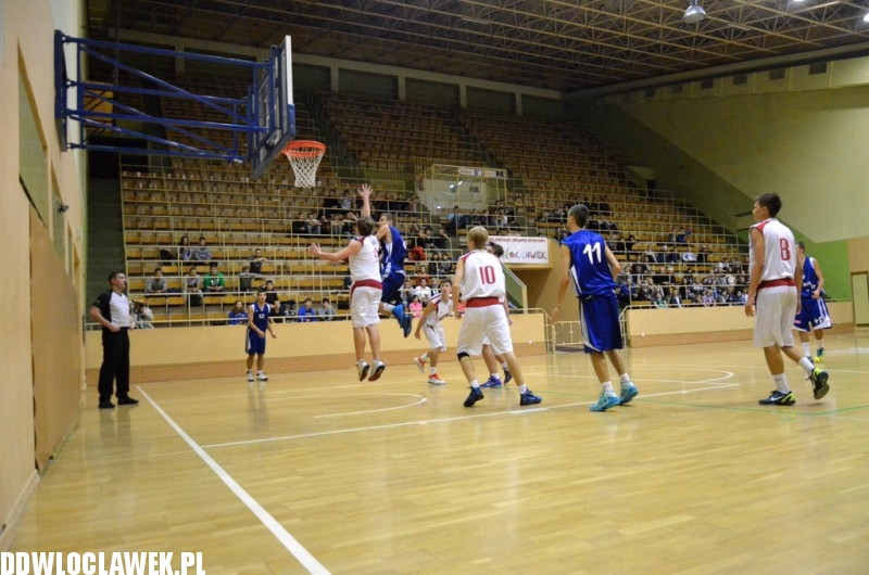 Mecz derbowy juniorów: AKM - TKM