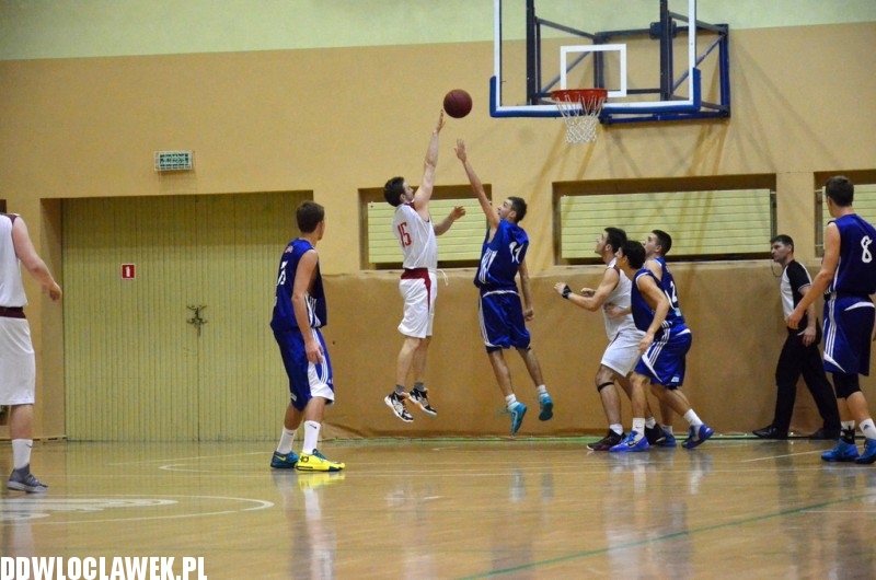 Mecz derbowy juniorów: AKM - TKM