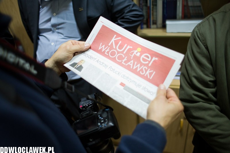 Wieczór referendalny w siedzibie SLD