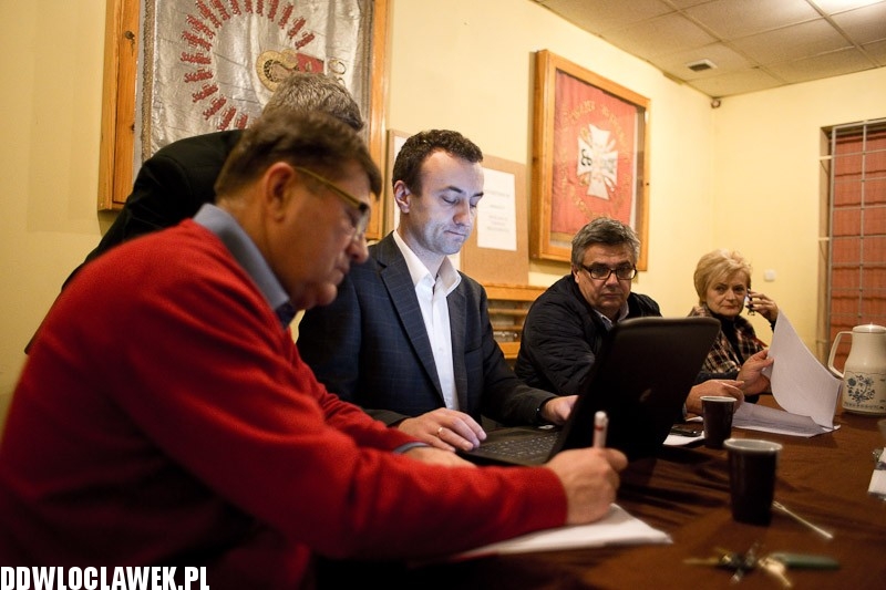Wieczór referendalny w siedzibie Solidarności