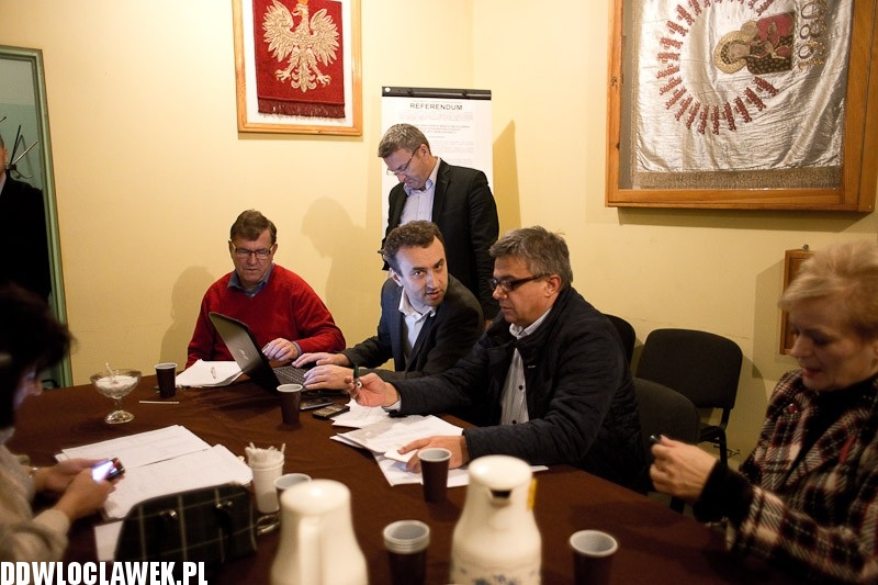 Wieczór referendalny w siedzibie Solidarności