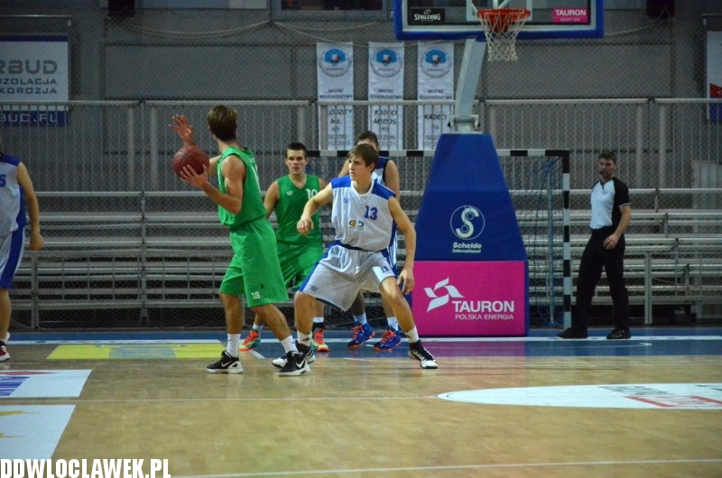 Derby w lidze juniorów: TKM - AKM