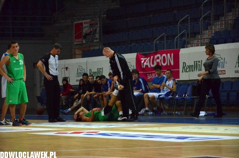 Derby w lidze juniorów: TKM - AKM
