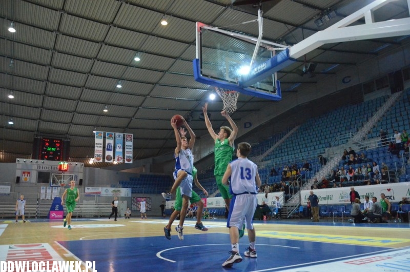 Derby w lidze juniorów: TKM - AKM