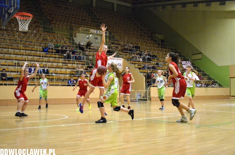 Kadetki: AKM Włocławek - MUKS Bydgoszcz