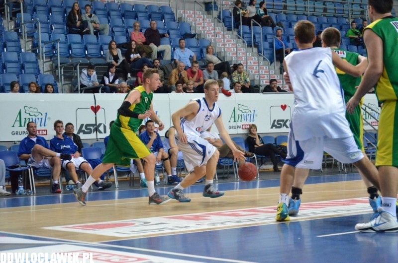 III liga: TKM Włocławek - KK Świecie