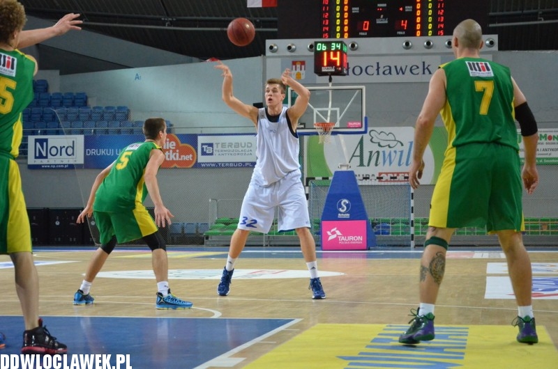 III liga: TKM Włocławek - KK Świecie