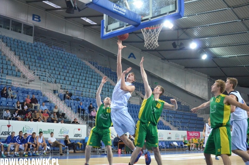 III liga: TKM Włocławek - KK Świecie