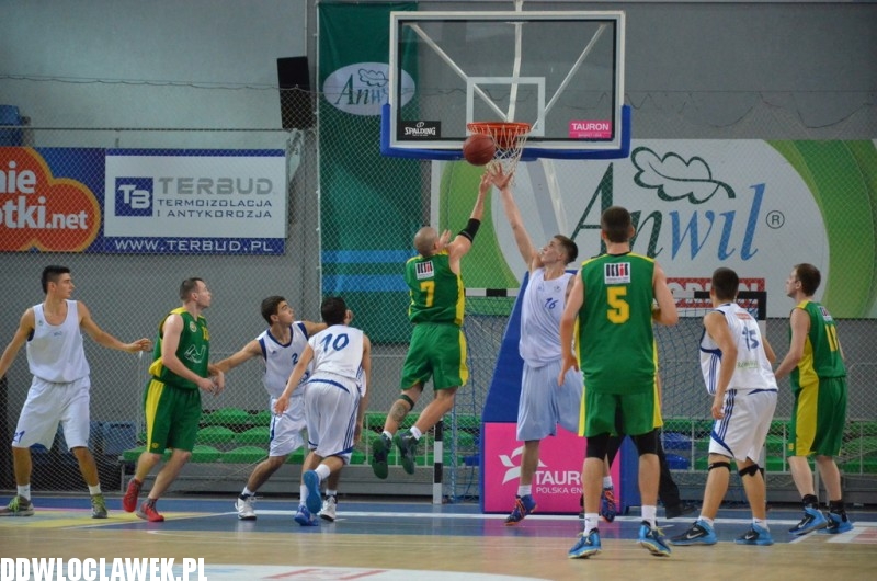 III liga: TKM Włocławek - KK Świecie