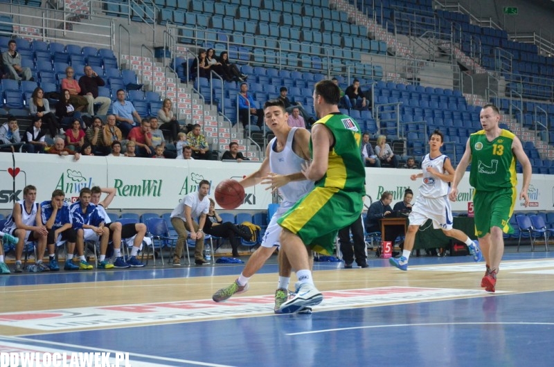 III liga: TKM Włocławek - KK Świecie