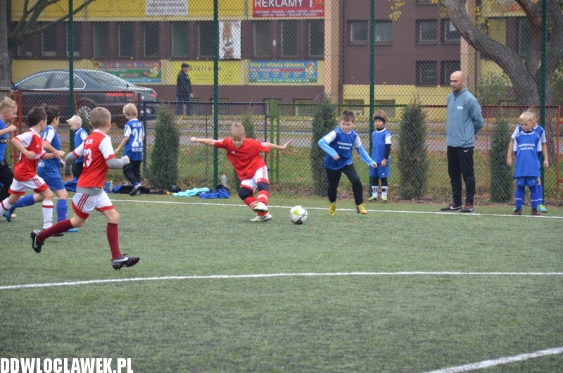 Turniej piłkarski żaków na Orliku