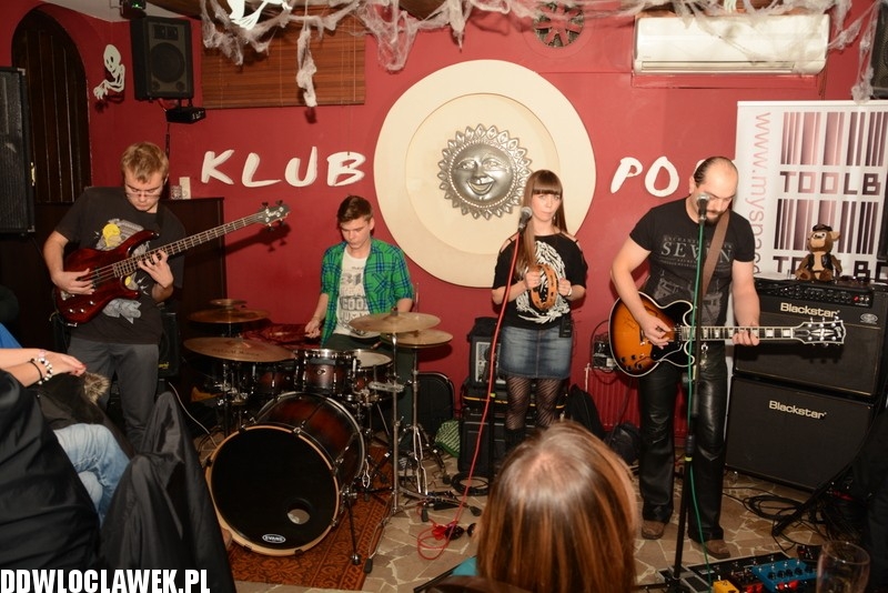 02.11 Toolbox w klubie Pokusa
