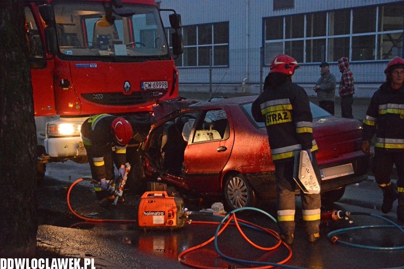 Groźny wypadek przy ul. Płockiej