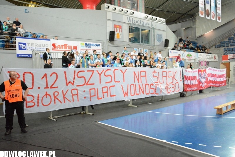 Kibice podczas meczu Anwilu z Kotwicą