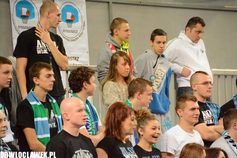 Kibice podczas meczu Anwilu z Kotwicą