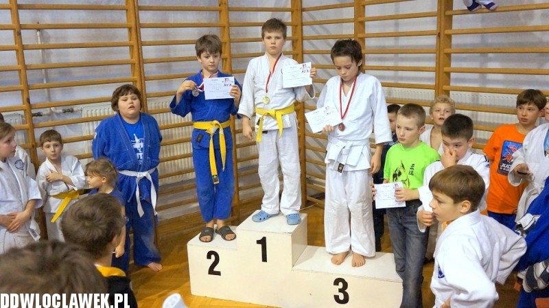 Mikołajkowy turniej judo dzieci i młodzieży
