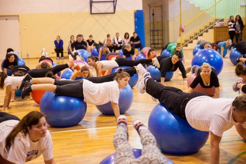 Mikołajkowy maraton fitness część II