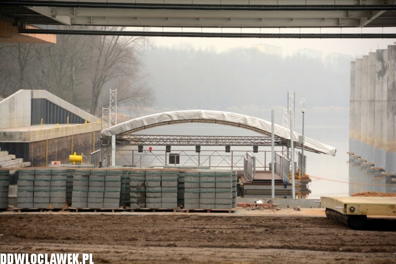 Przystań na Wiśle na ukończeniu