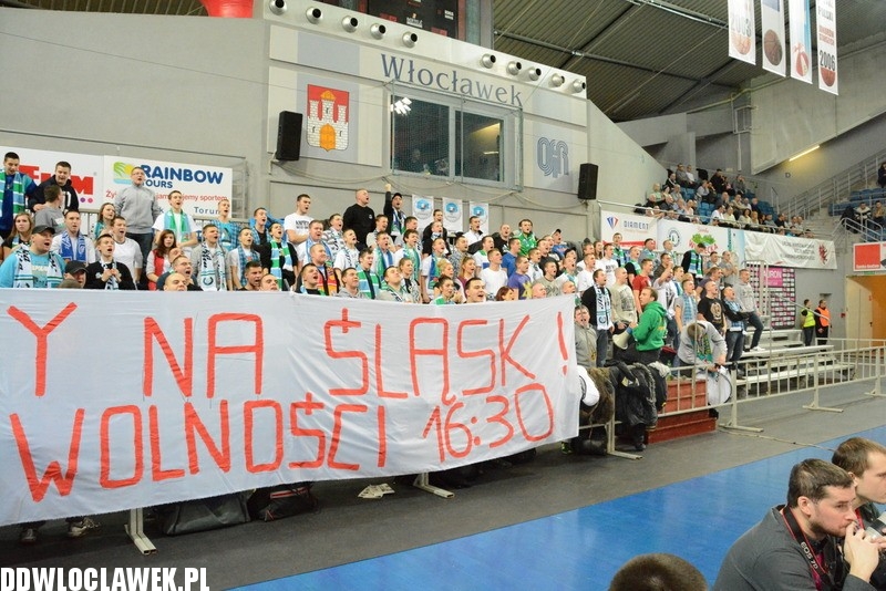 Kibice podczas meczu Anwil - Rosa