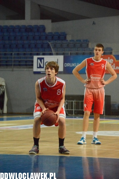 Juniorzy: TKM II - Basket Toruń