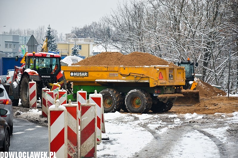 Ruch wahadłowy na moście nad Zgłowiączką