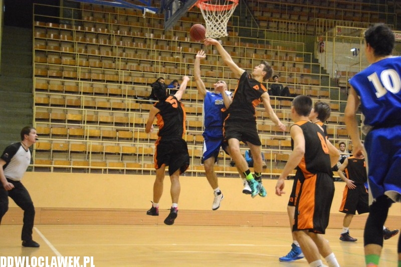 Koszykarskie derby: AKM - TKM I Włocławek