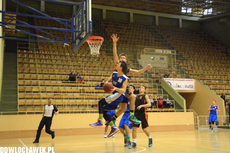 Koszykarskie derby: AKM - TKM I Włocławek