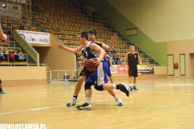 Koszykarskie derby: AKM - TKM I Włocławek