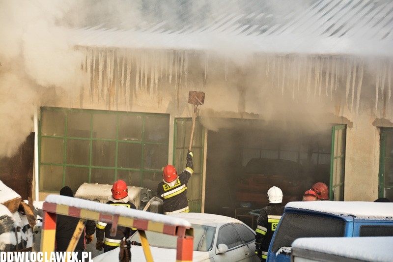 Strażacy gasili pożar pod Włocławkiem