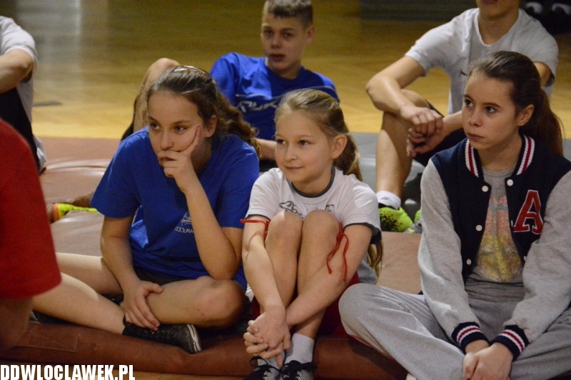 Sportowe ferie zimowe w hali OSiR